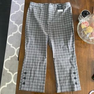 NWT Simply Vera, Vera Wang Crop Flare, Size XL